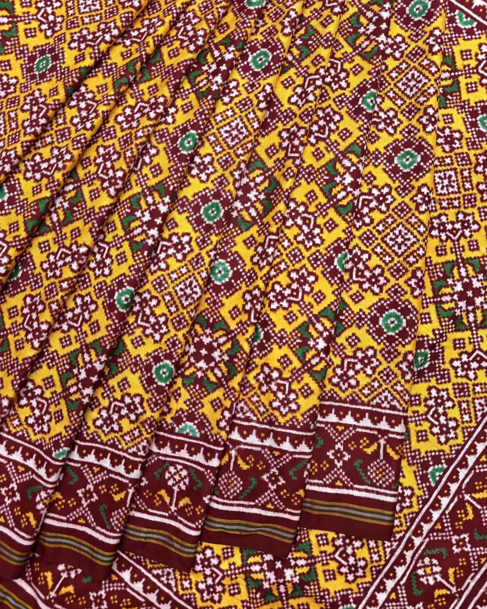 Red & Yellow Navratan Double Ikat Patola Saree - SindhoiPatolaArt