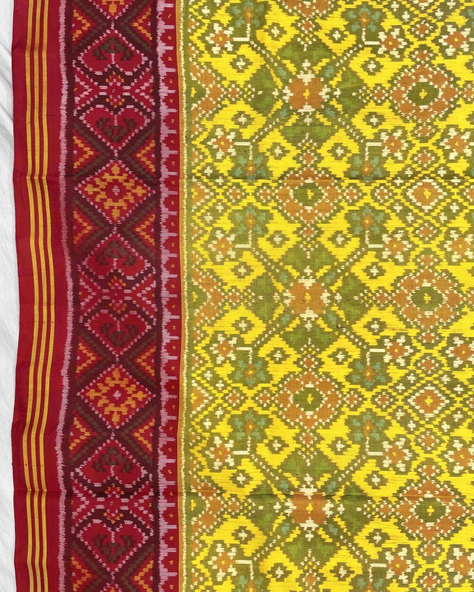 Red & Yellow Navratan Patola Saree - SindhoiPatolaArt