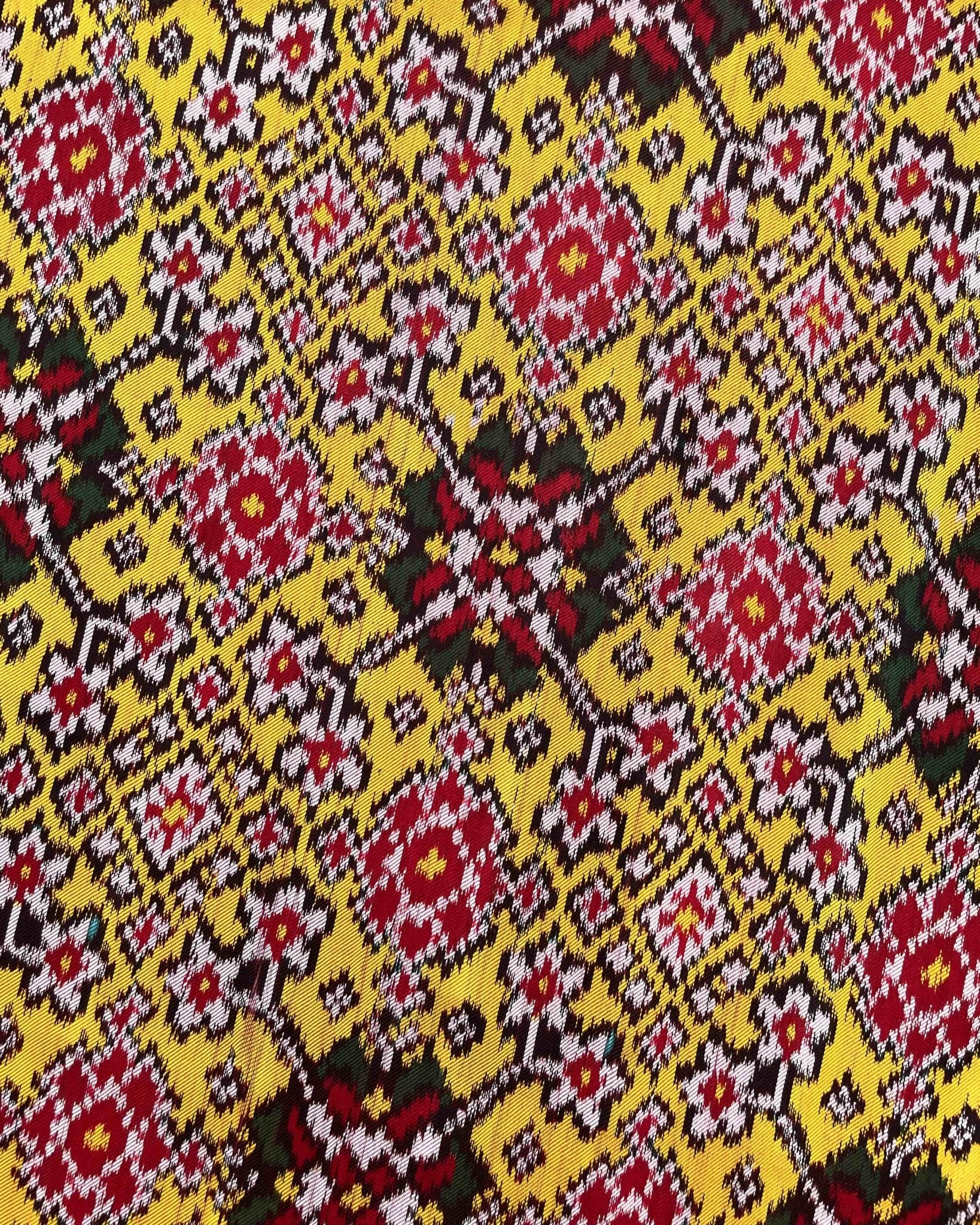 Red & Yellow Navratan Twill Patola Saree - SindhoiPatolaArt