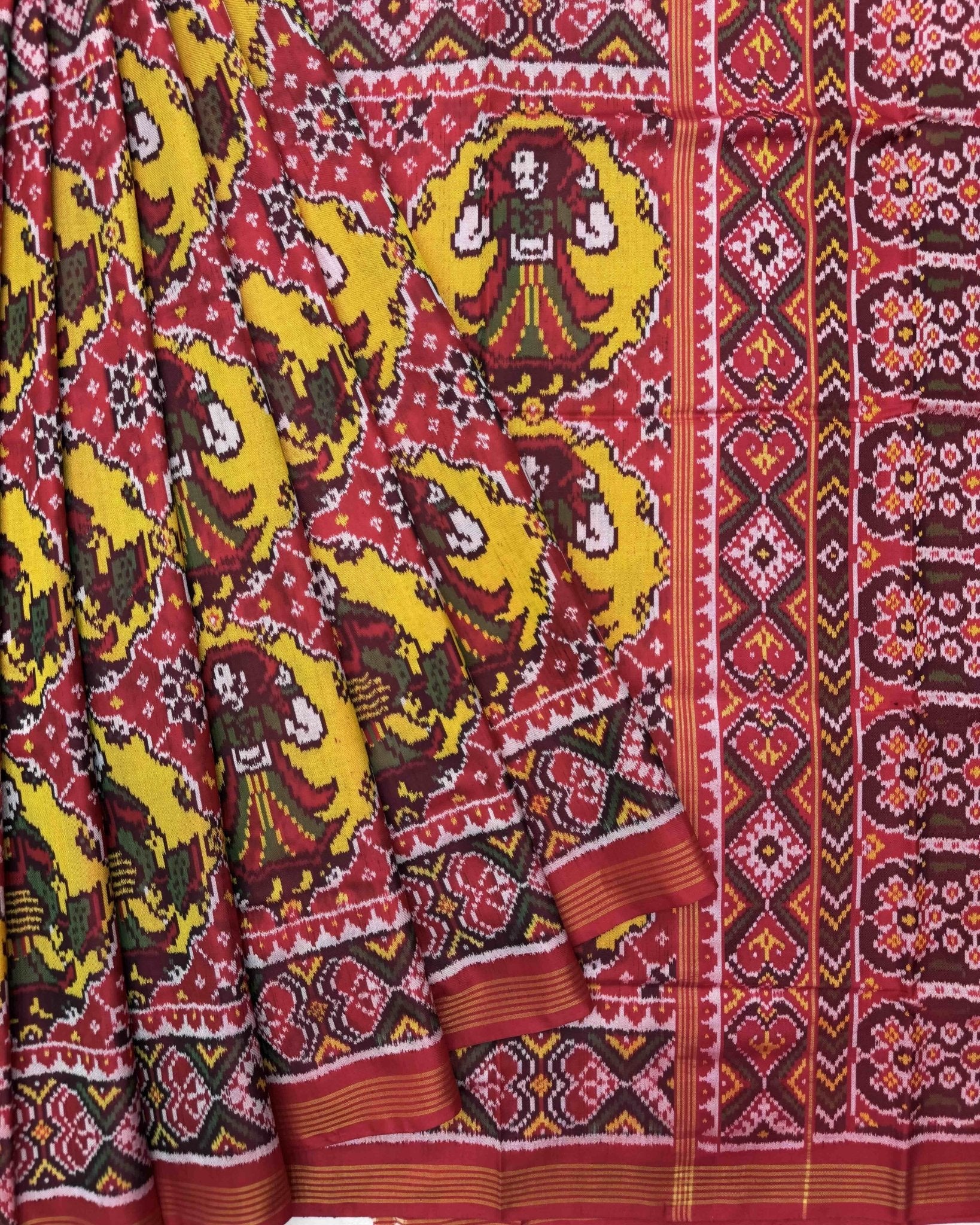 Red & Yellow Raja Rani Chhabdi Patola Saree - SindhoiPatolaArt