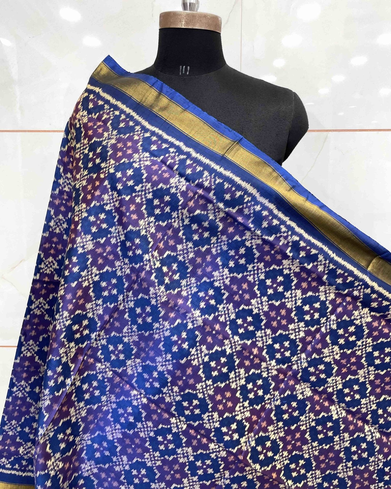 Sky Blue Buttonful Design Patola Dupatta - SindhoiPatolaArt