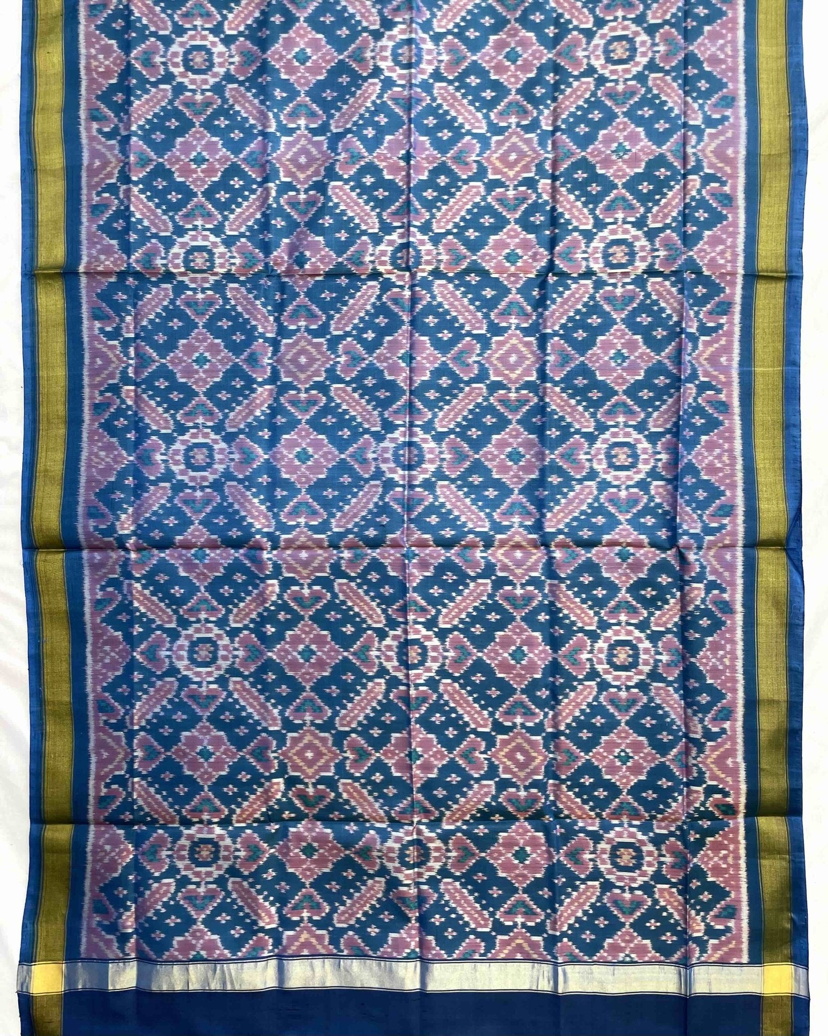 Sky Blue Manekchowk Patola Dupatta - SindhoiPatolaArt