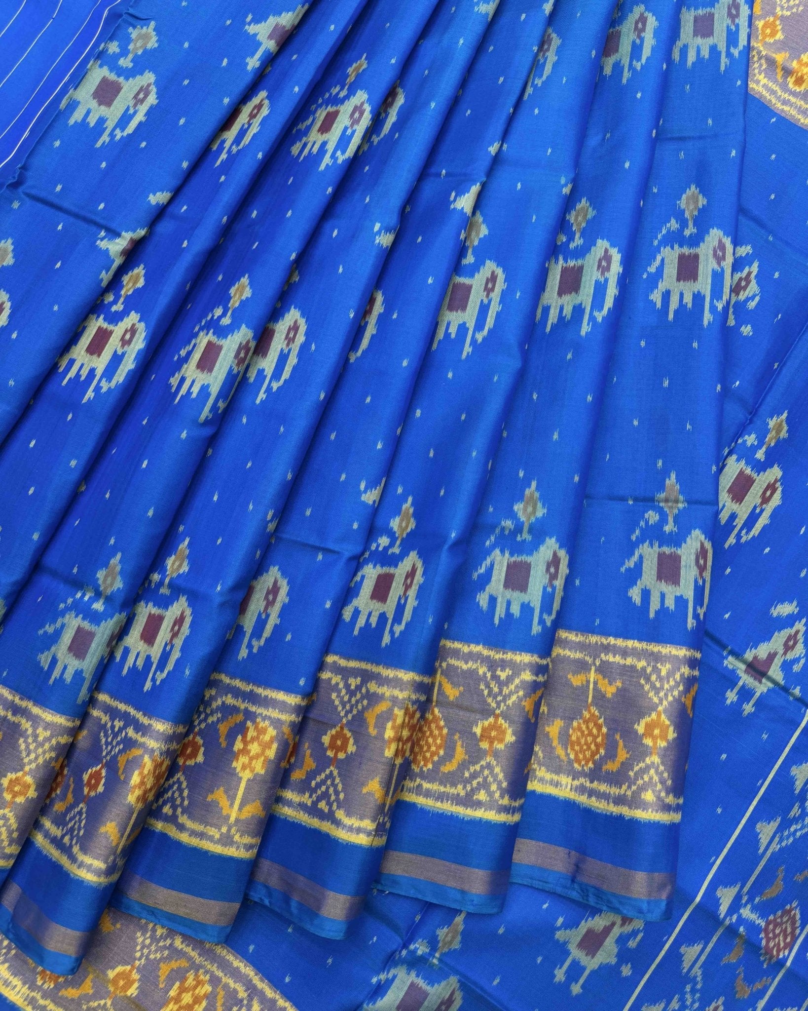 Sky Blue Narikunj Doted Patola Saree - SindhoiPatolaArt