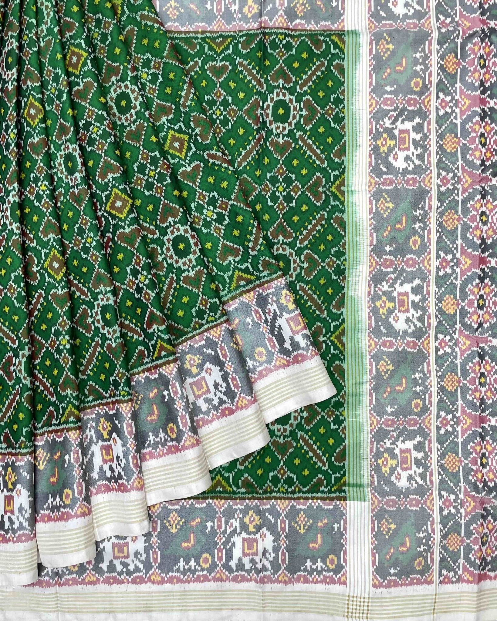 White & Green Manekchowk Patola Saree - SindhoiPatolaArt