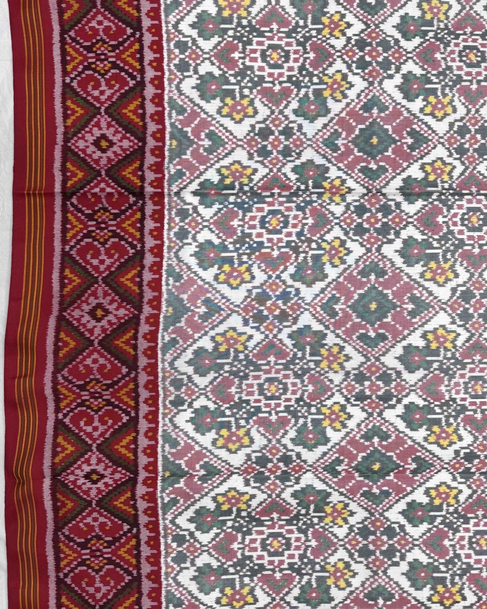 White Manekchowk Navratan Ganga Jamuna Semi Double Ikat Patola Saree - SindhoiPatolaArt