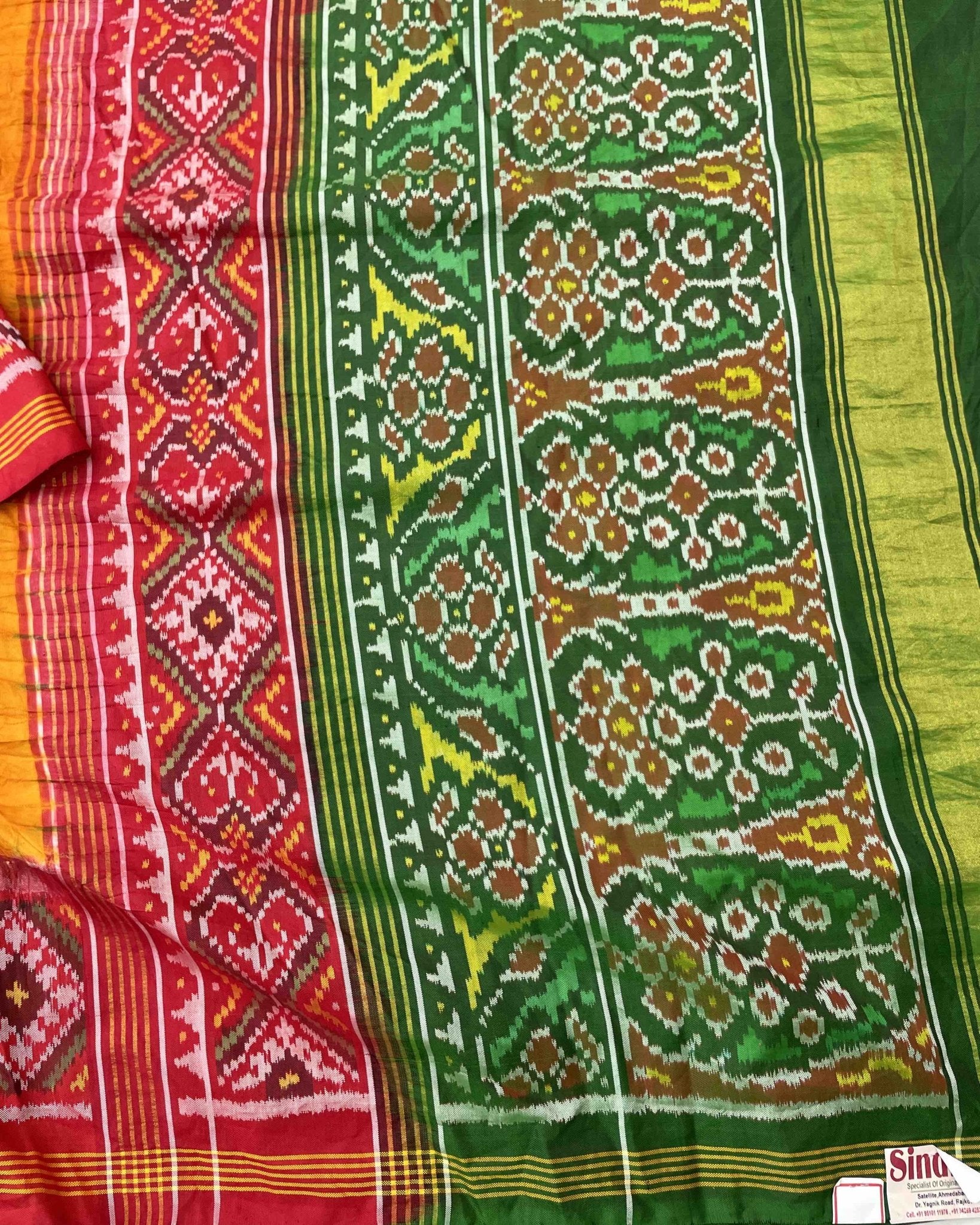 Yellow Ganga Jamuna Flower Design Pallu Patola Bandhej - SindhoiPatolaArt