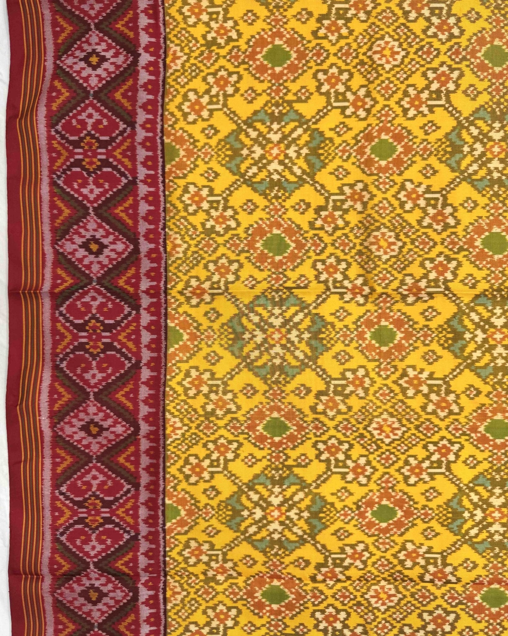 Yellow Ganga Jamuna Navratan Semi Double Ikat Patola Saree - SindhoiPatolaArt