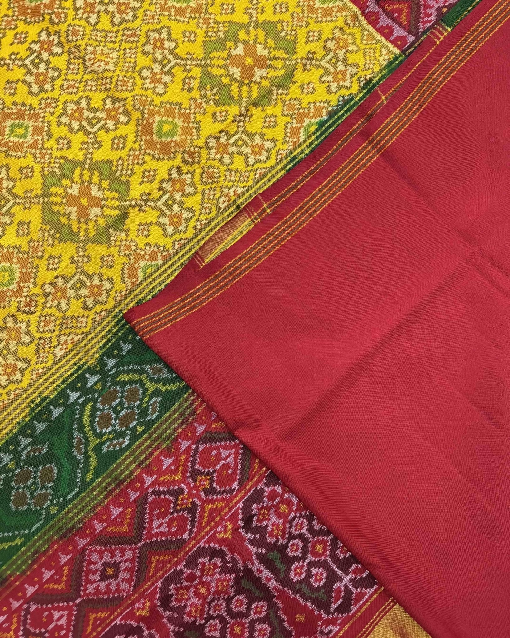 Yellow Navratan Ganga Jamuna Patola Saree - SindhoiPatolaArt