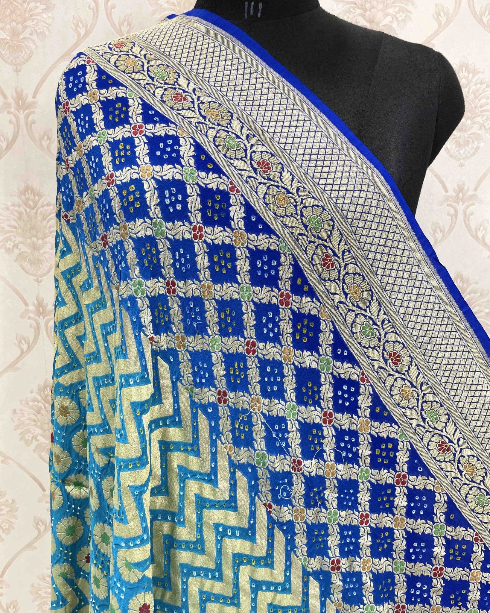 Banarasi Geogette Meenakari Bandhani Dupatta - SindhoiPatolaArt