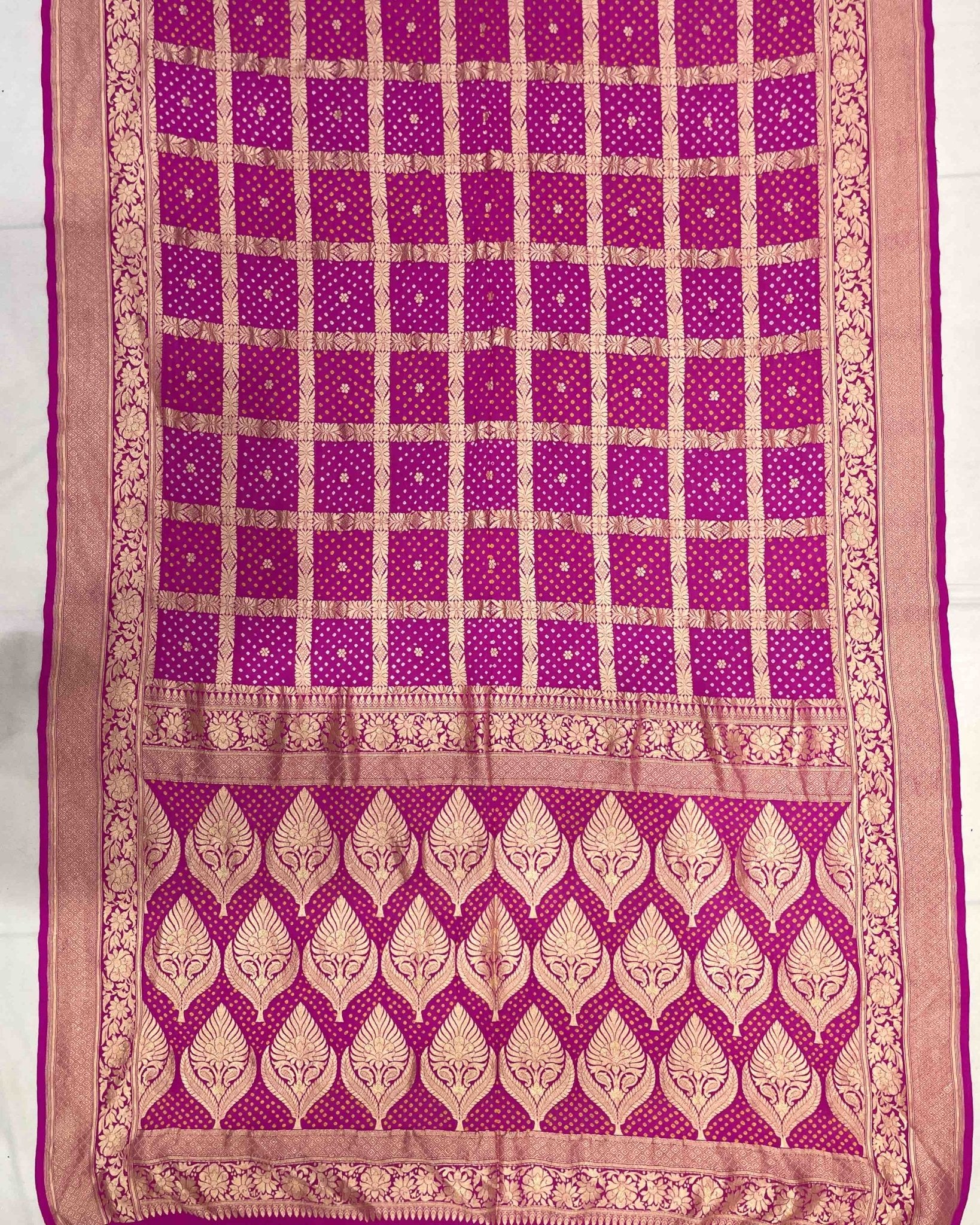 Banarasi Georgette zari chex Bandhani Saree - SindhoiPatolaArt