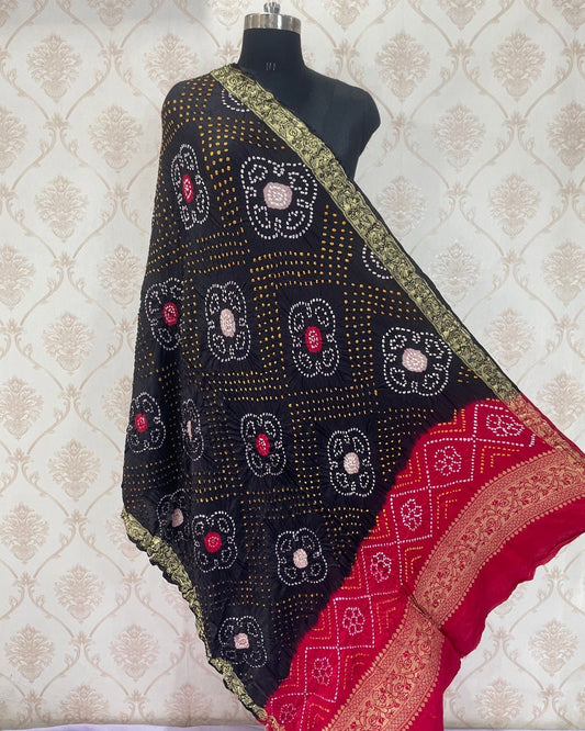 Bandhani Dupatta - SindhoiPatolaArt