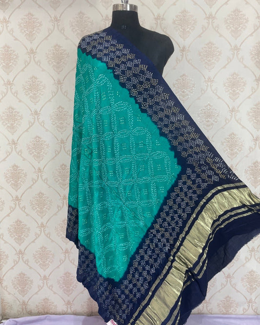 Bandhani Dupatta - SindhoiPatolaArt