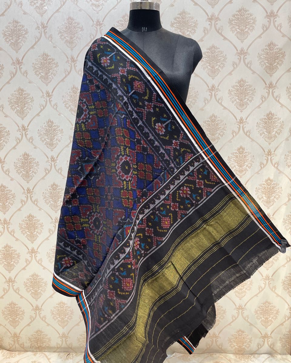 Black & Blue Manekchowk Patola Shawl - SindhoiPatolaArt