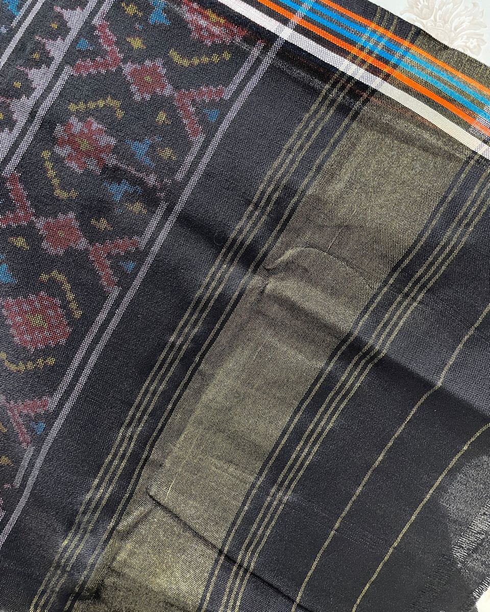 Black & Blue Manekchowk Patola Shawl - SindhoiPatolaArt