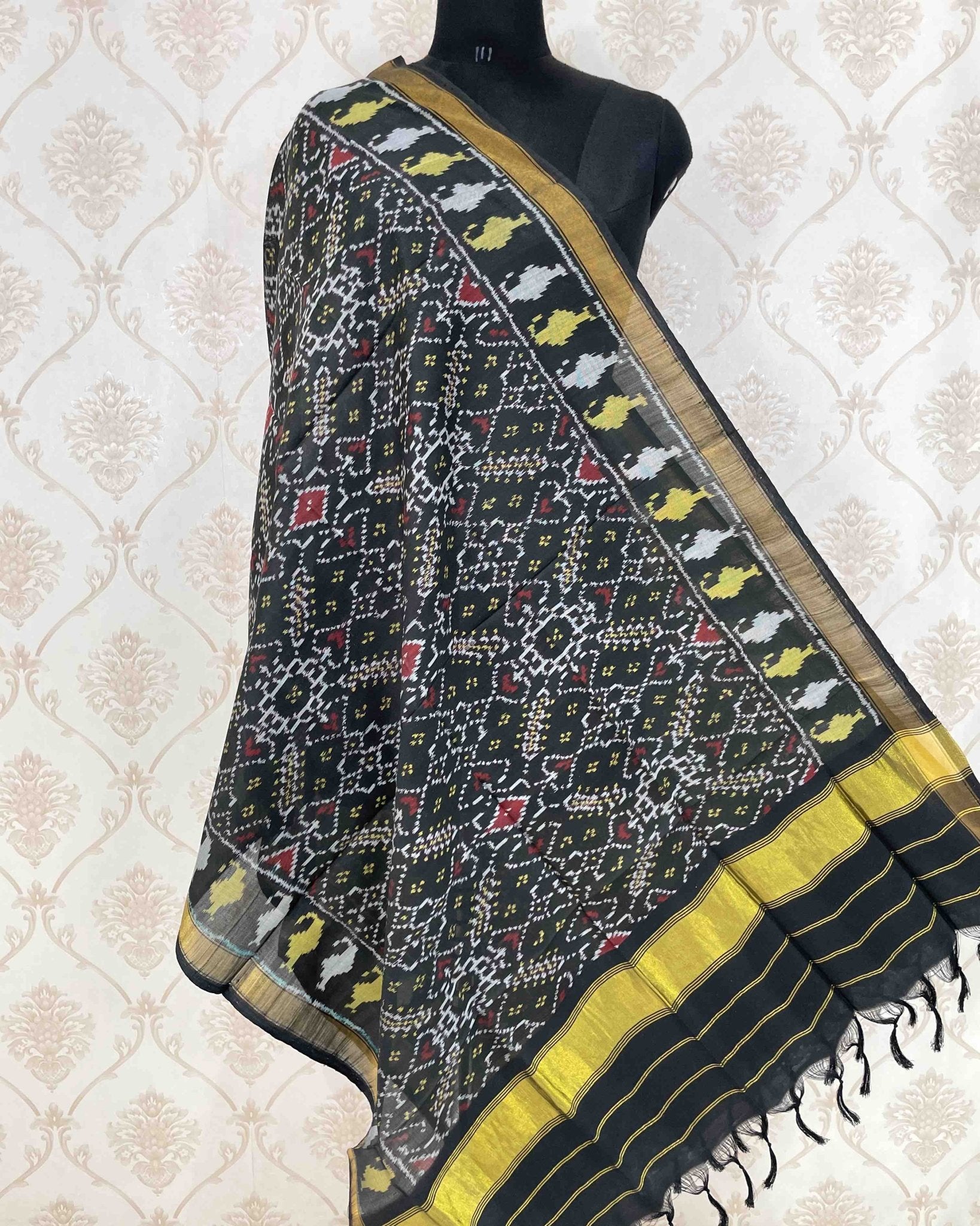 Black Manekchowk Designer Patola Dupatta - SindhoiPatolaArt