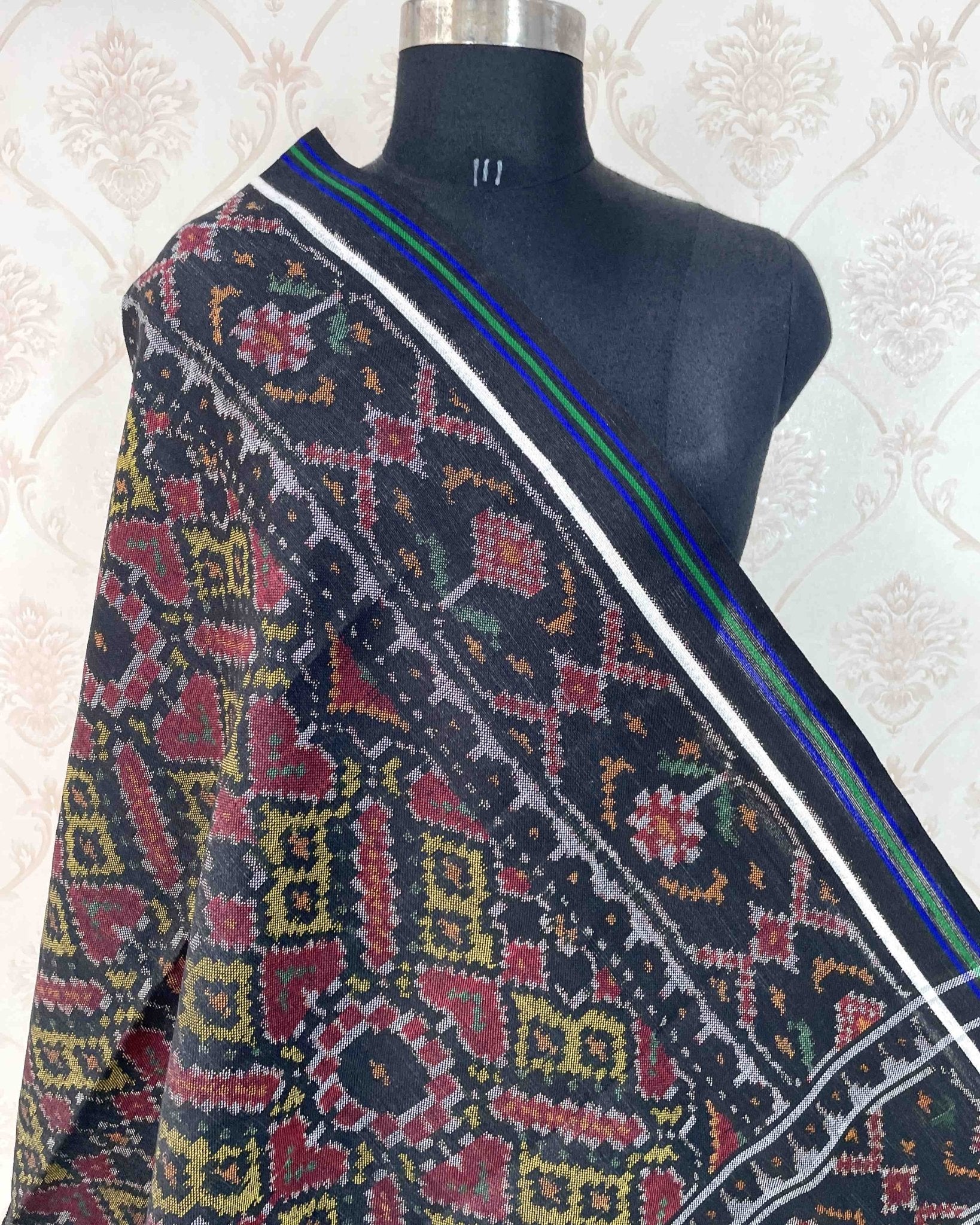 Black & Maroon With Yellow Manekchowk Patola Shawl - SindhoiPatolaArt