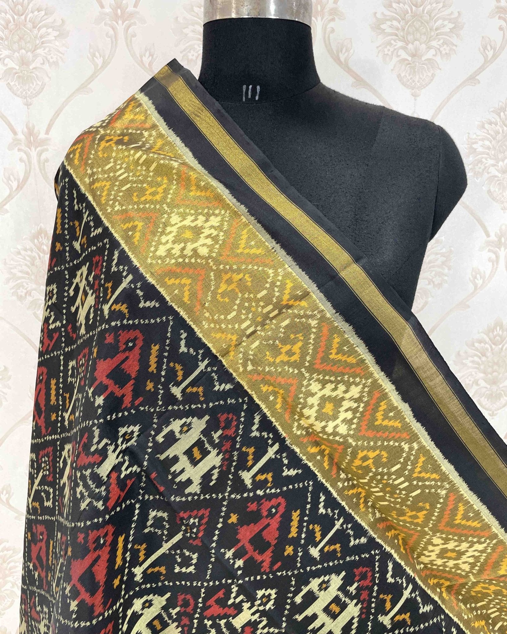 Black Narikunj Designer Patola Dupatta - SindhoiPatolaArt