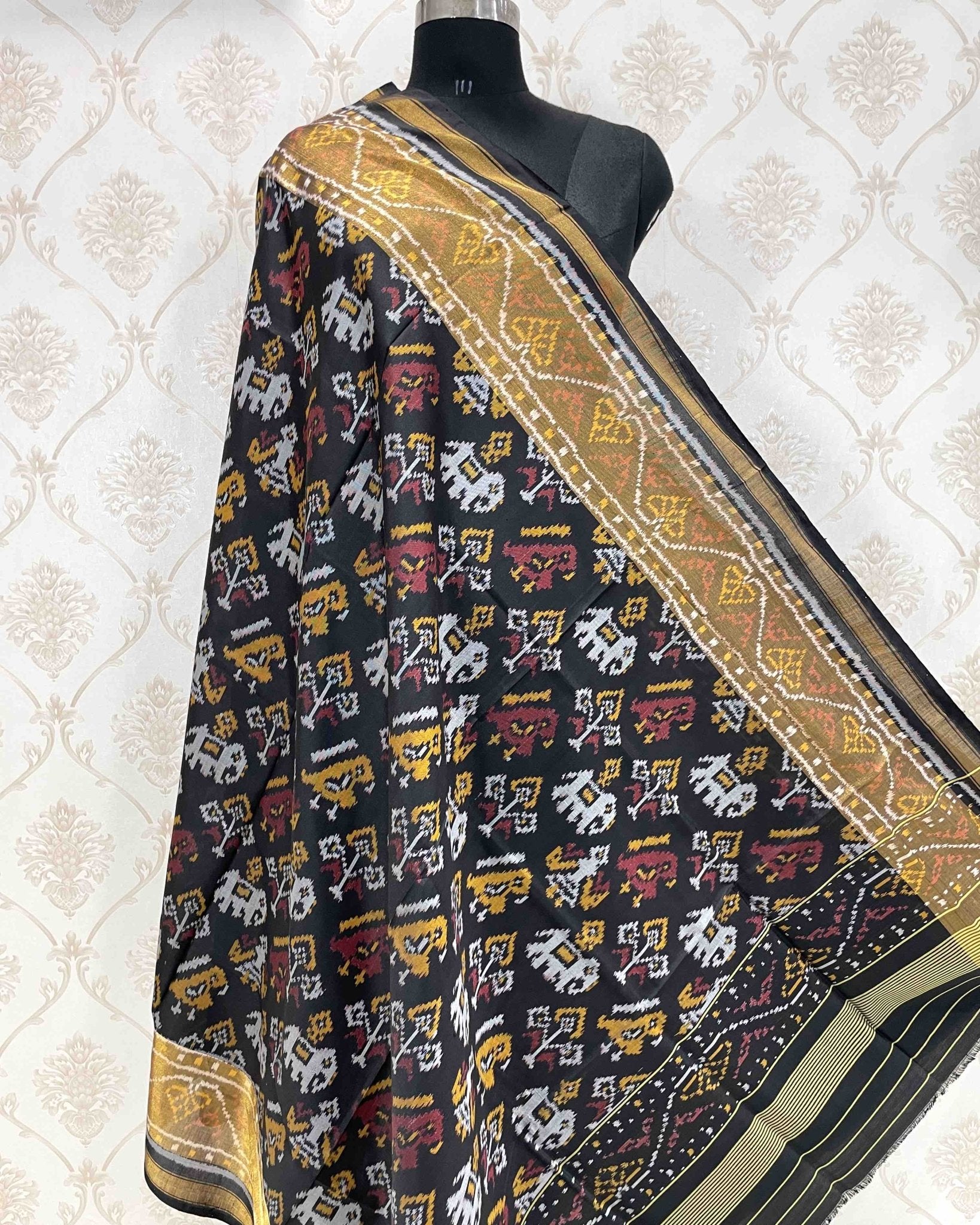 Black Narikunj Designer Patola Dupatta - SindhoiPatolaArt
