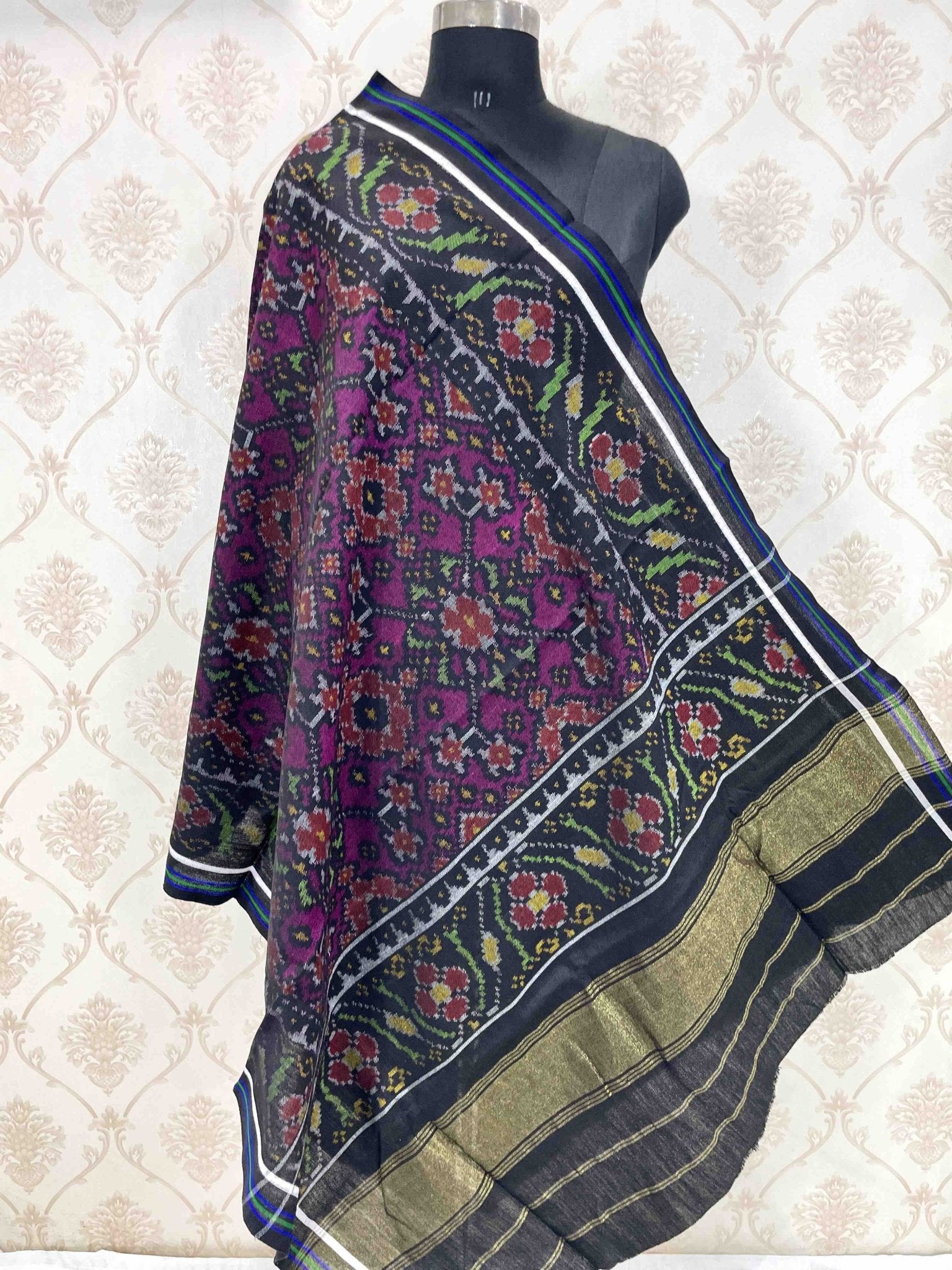 Black & Purple Navratan Patola Shawl - SindhoiPatolaArt