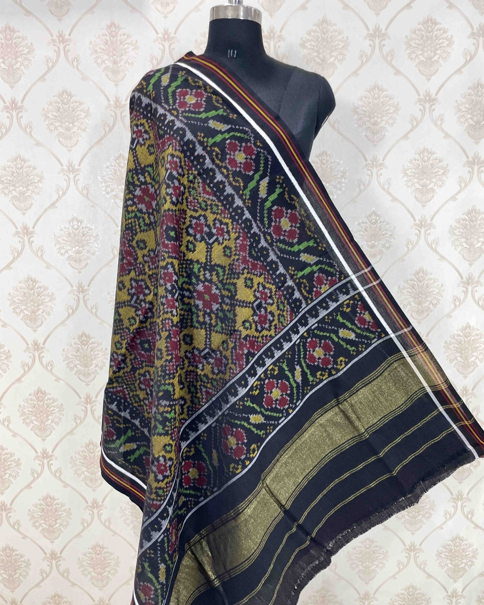 Black & Yellow Navratan Patola Shawl - SindhoiPatolaArt