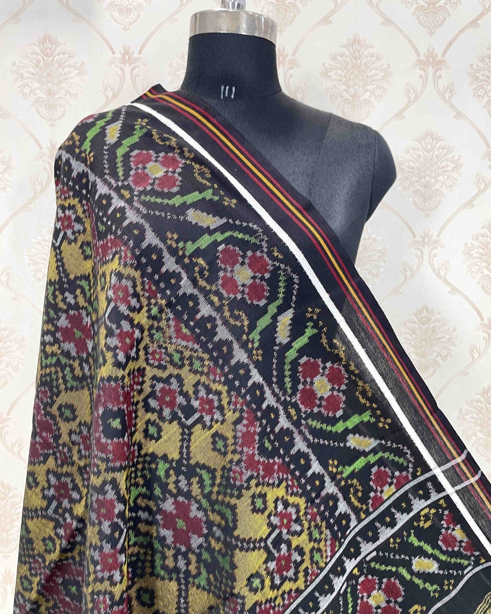 Black & Yellow Navratan Patola Shawl - SindhoiPatolaArt