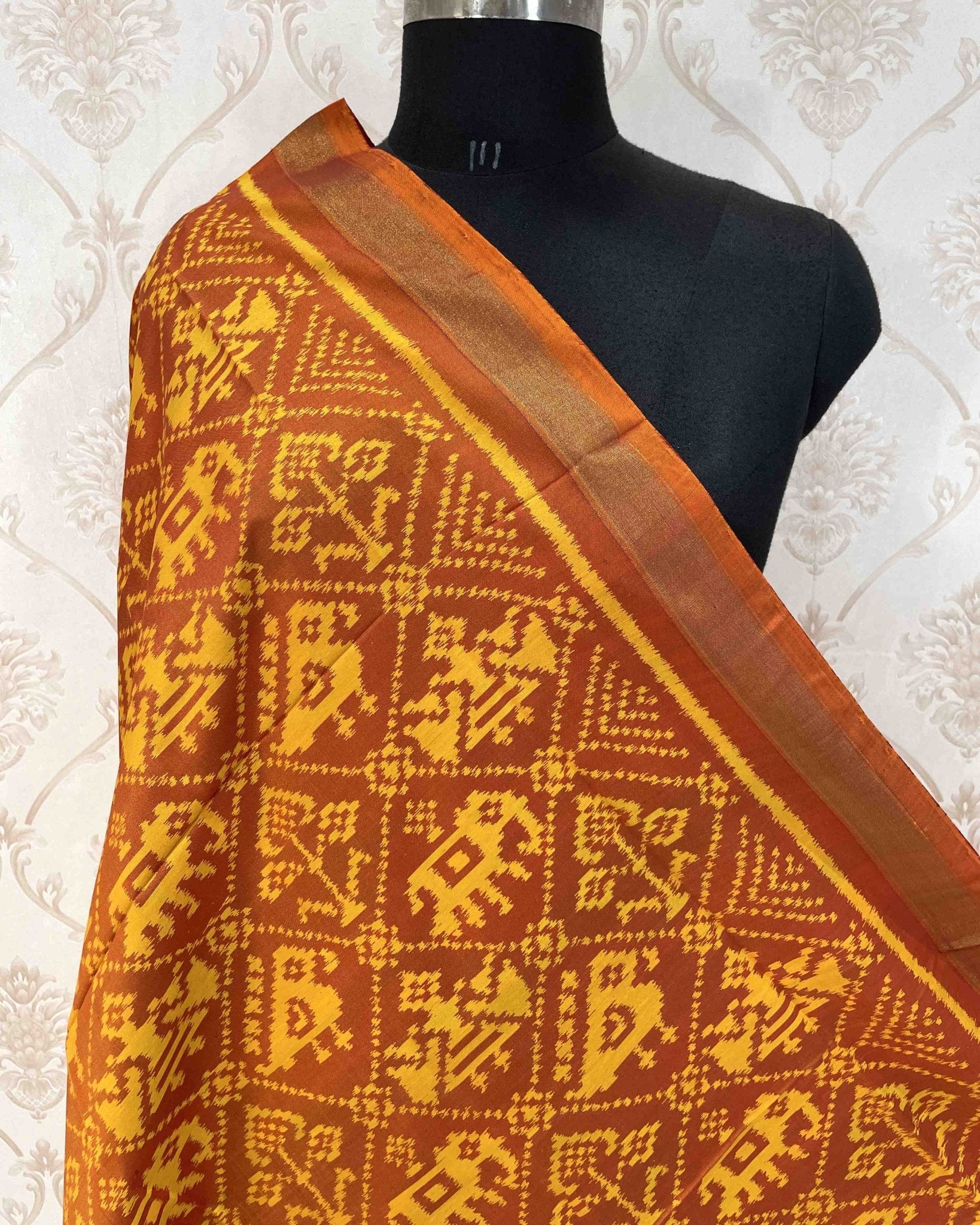 Golden Narikunj Designer Patola Dupatta - SindhoiPatolaArt