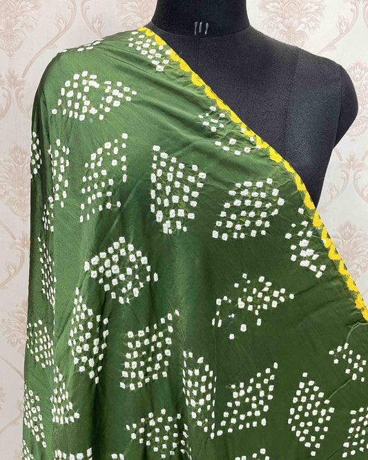 Green Bandhani Dupatta - SindhoiPatolaArt