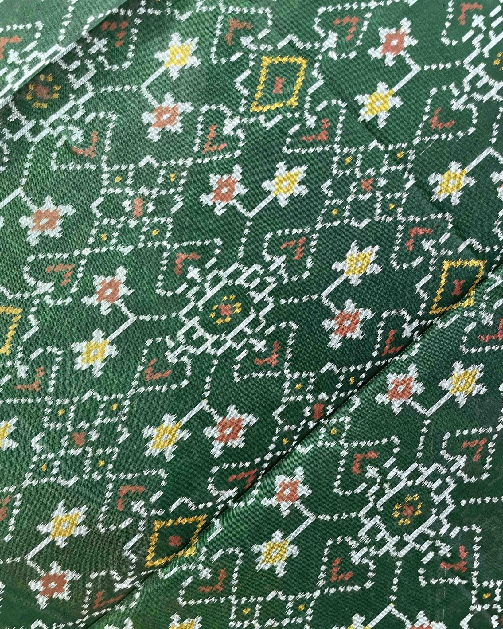 Green Navratan Designer Patola Dupatta - SindhoiPatolaArt