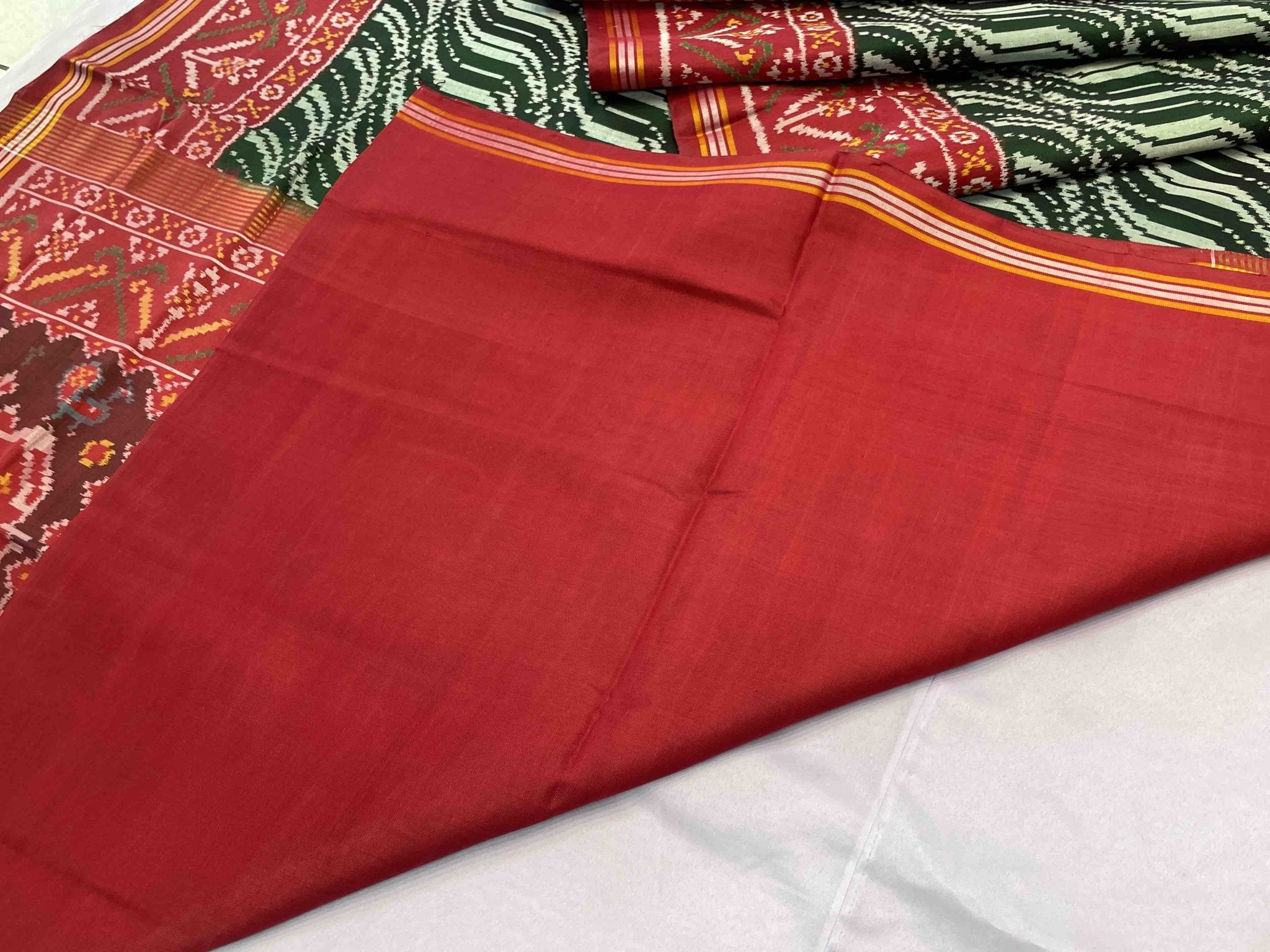 Green & Red Floting leaves design Patola - SindhoiPatolaArt