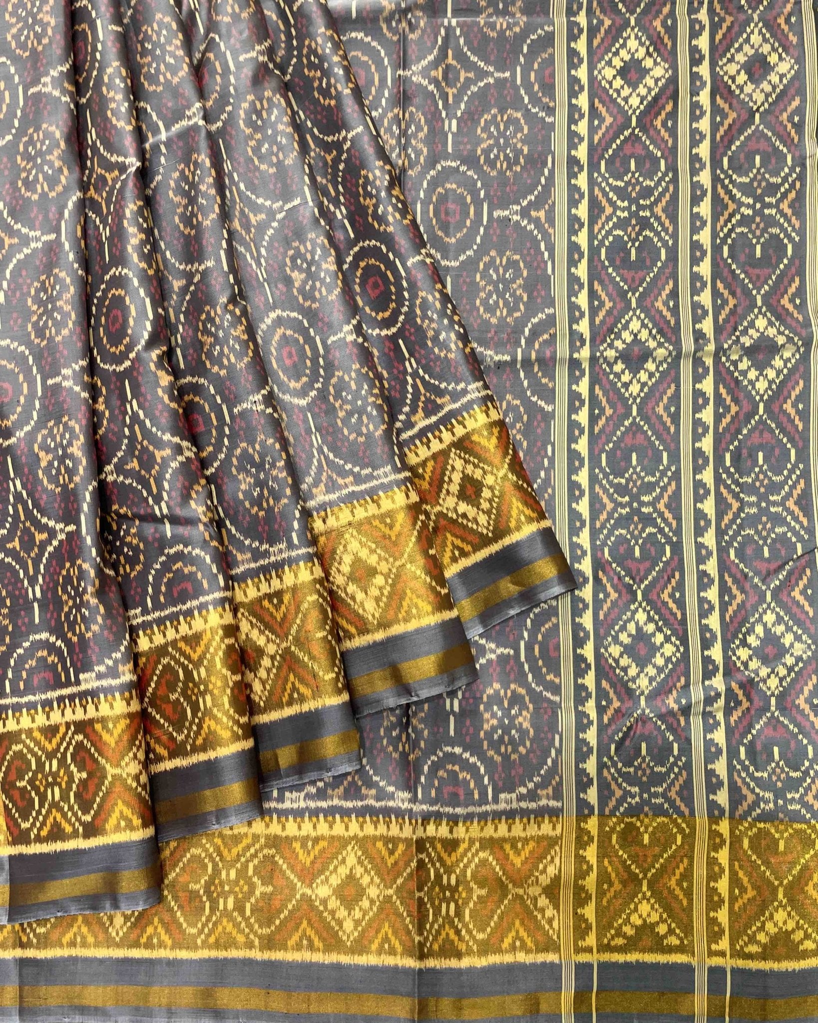 Grey Chakera Designer Patola Saree - SindhoiPatolaArt