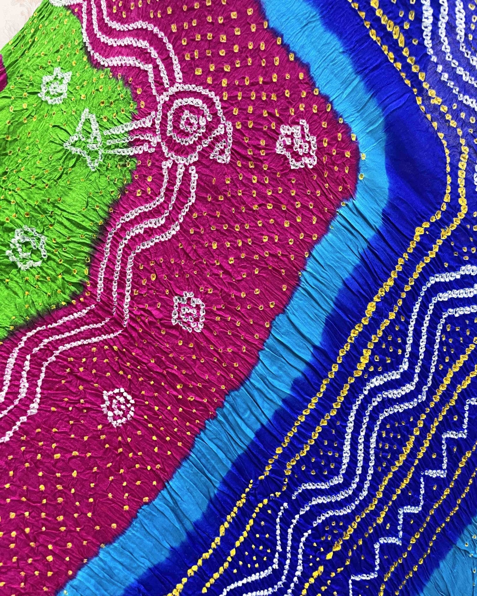 Multicolour Bandhani Dupatta - SindhoiPatolaArt