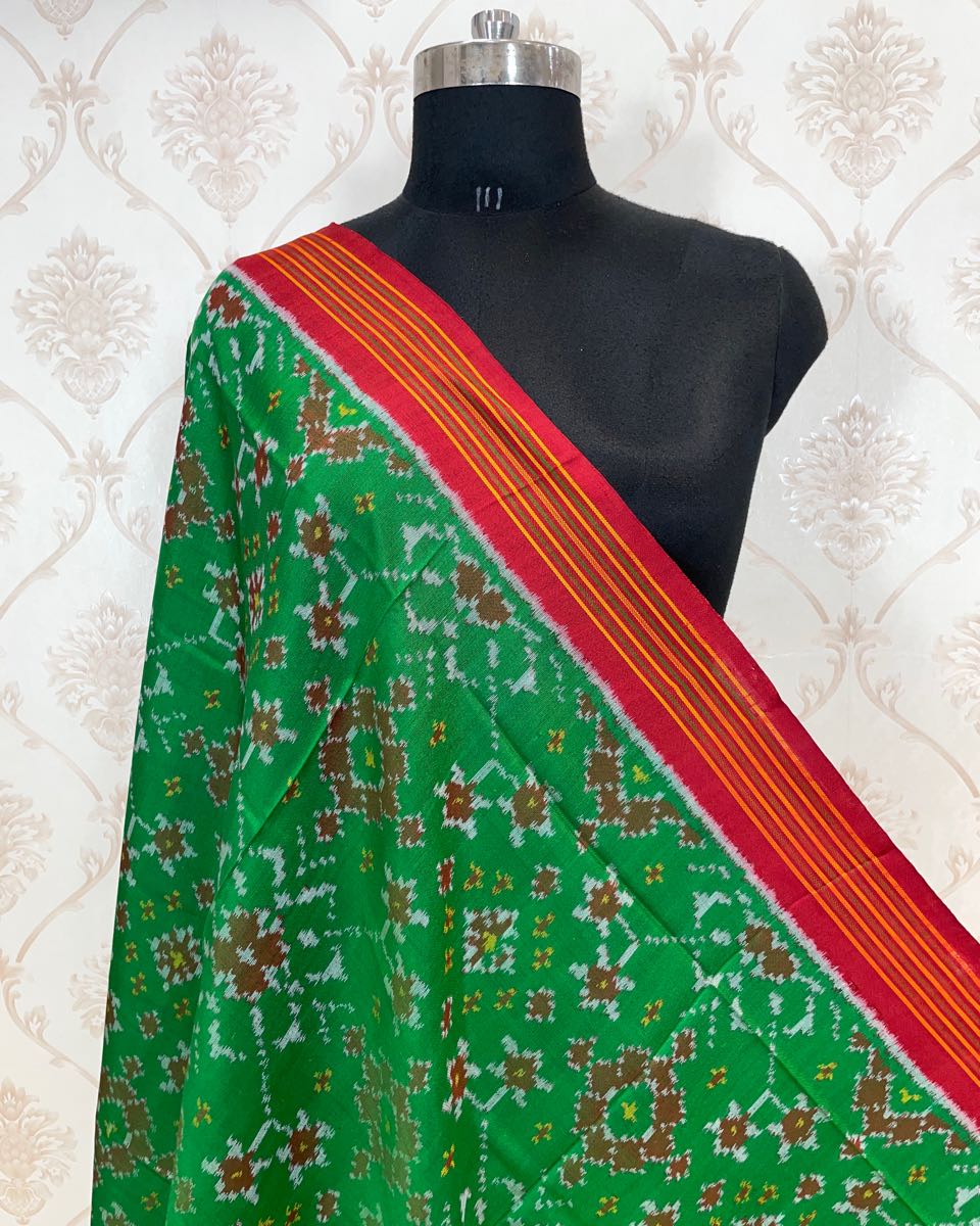 Red & Green Navratan Patola Dupatta - SindhoiPatolaArt