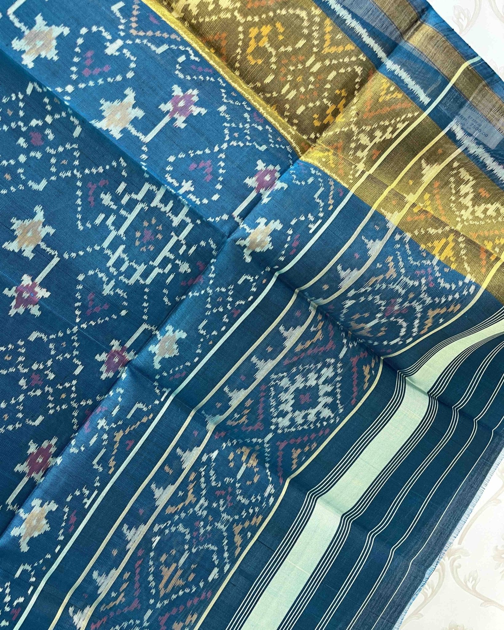 Turquoise Navratan Designer Patola Dupatta - SindhoiPatolaArt