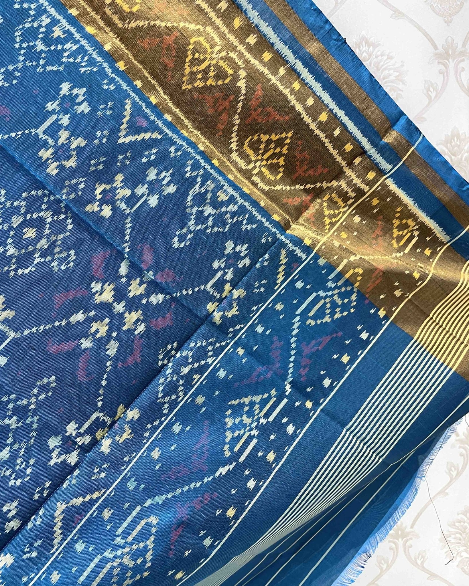 Turquoise Navratan Designer Patola Dupatta - SindhoiPatolaArt