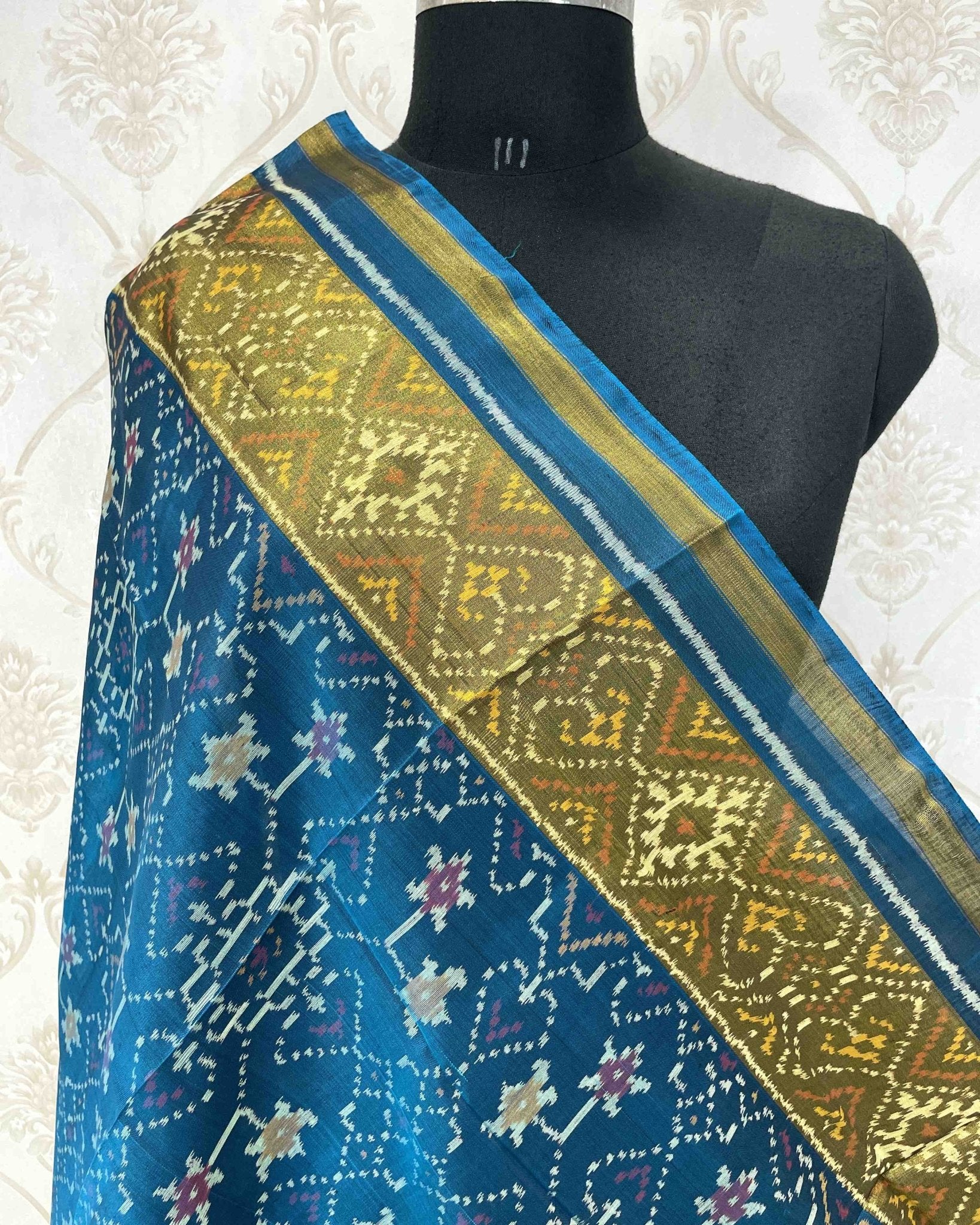 Turquoise Navratan Designer Patola Dupatta - SindhoiPatolaArt