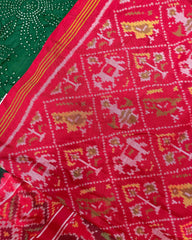 Red & Green Flower Design Pallu Patola Bandhej