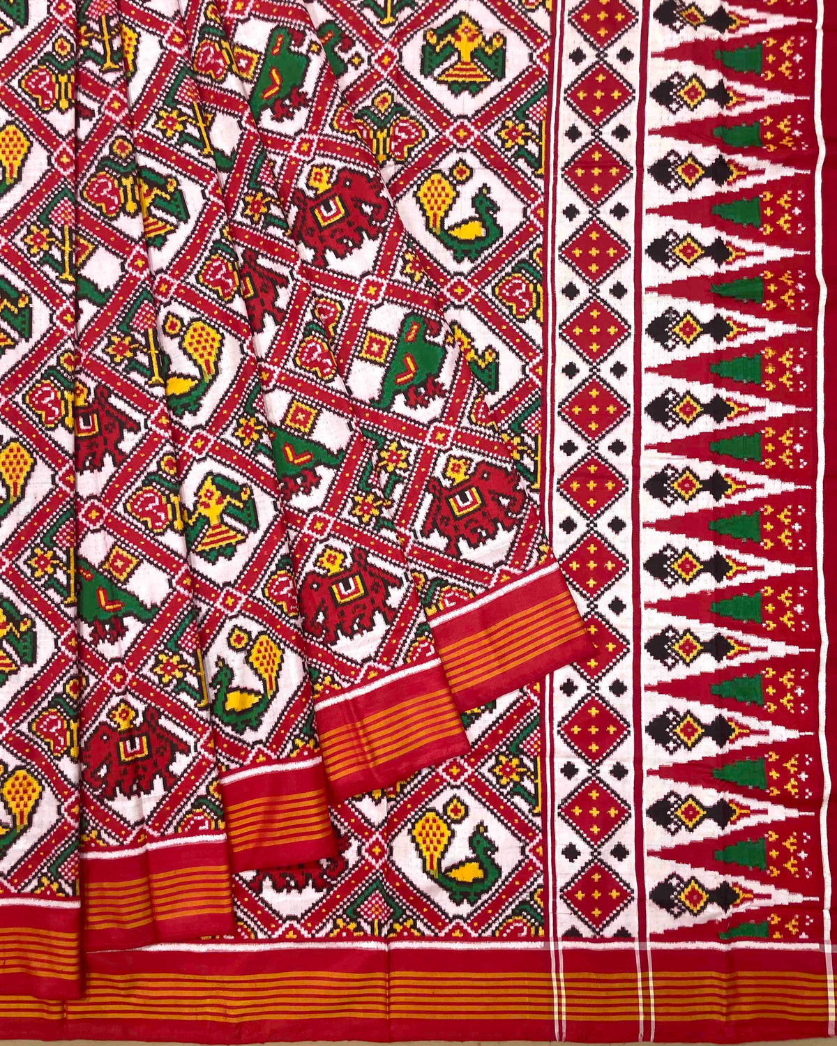 Red & White Narikunj with Temple Pallu Double Ikat Patola Saree