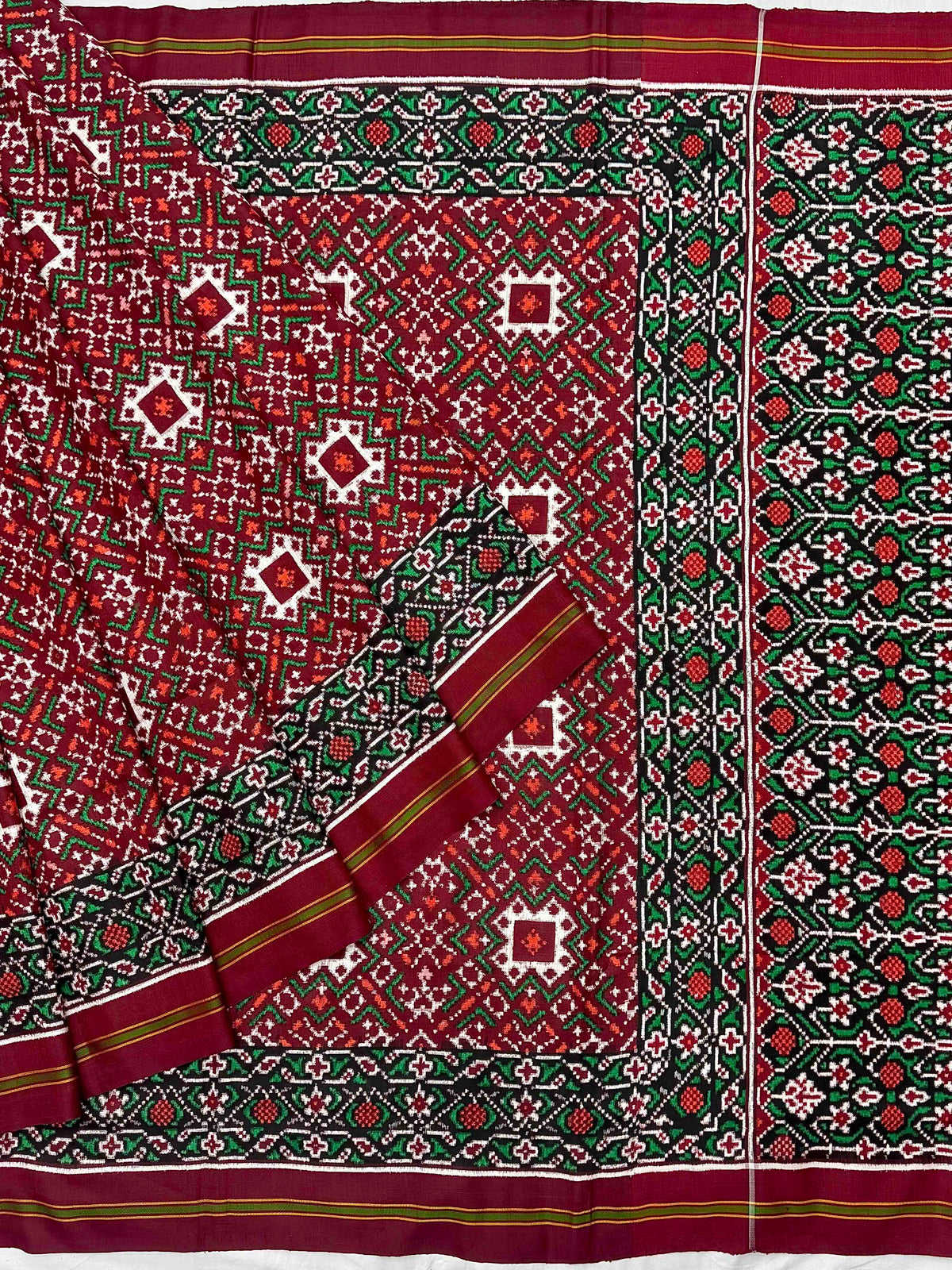 Natural dyes Maroon Patan Patola