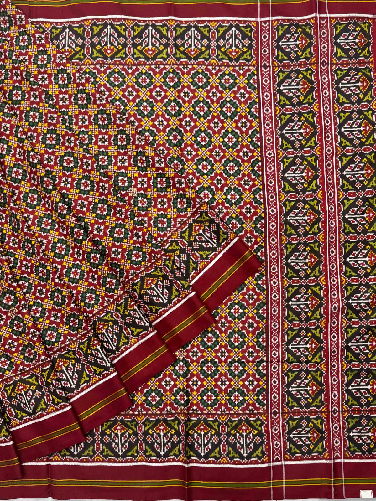 Natural Dyes Buttonful design Patan Patola