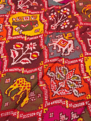 Multi figure single ikat Patan Patola