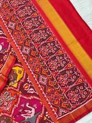 Multi figure single ikat Patan Patola