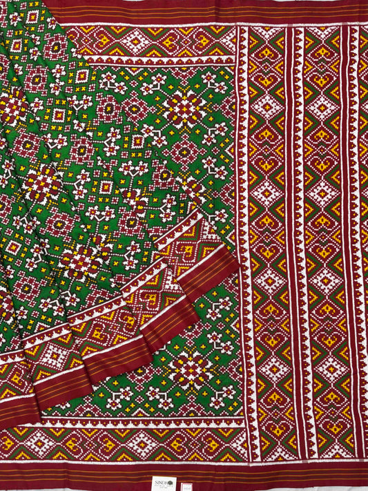 Red & Green Navaratan Patola