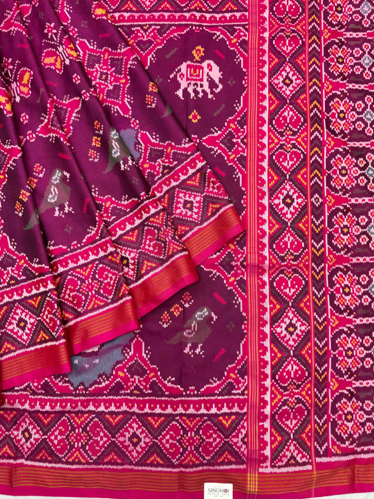 Purple pink Chhabdi figure Patola