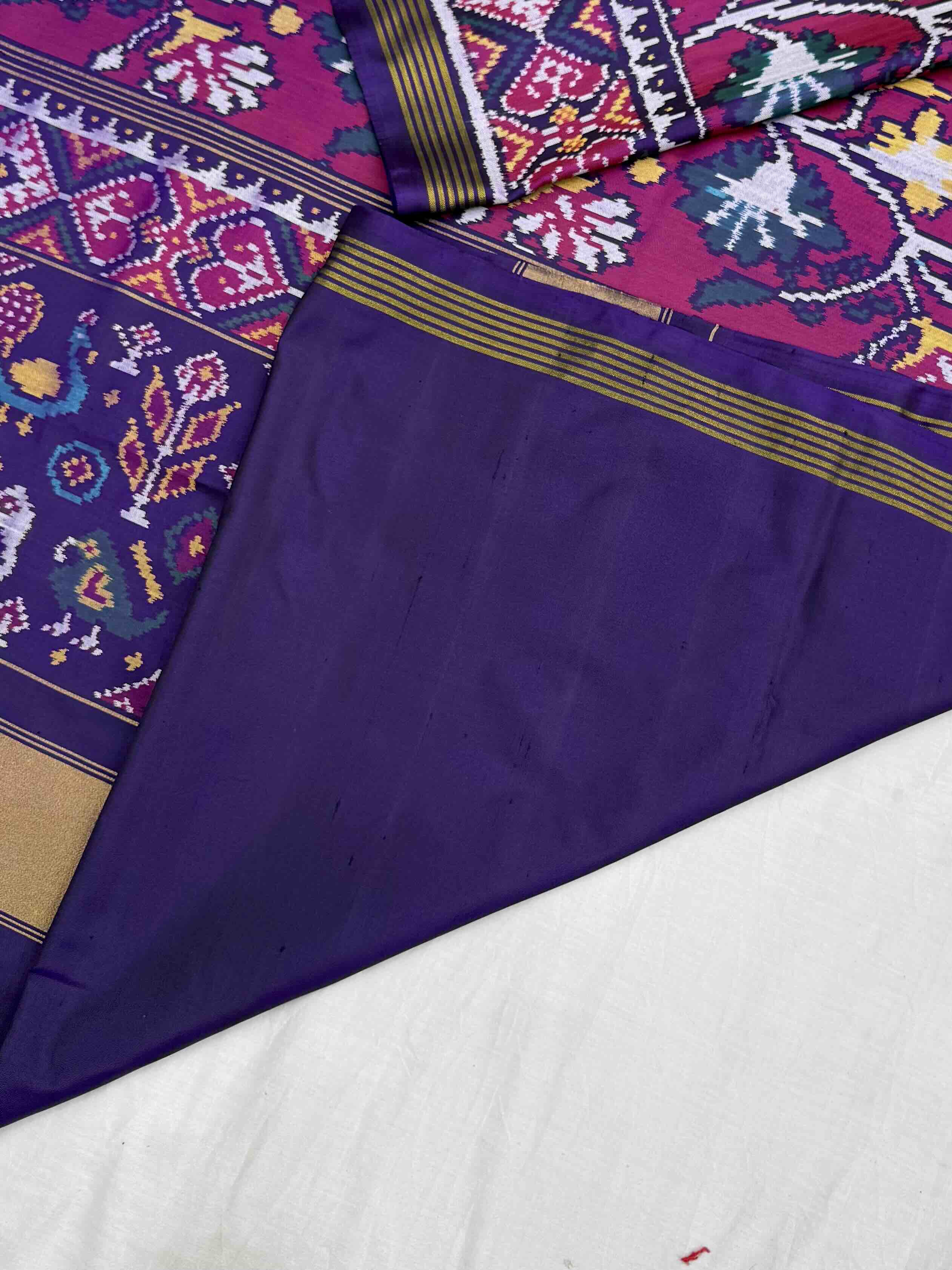 Purple & magenta pink creaper design Patola