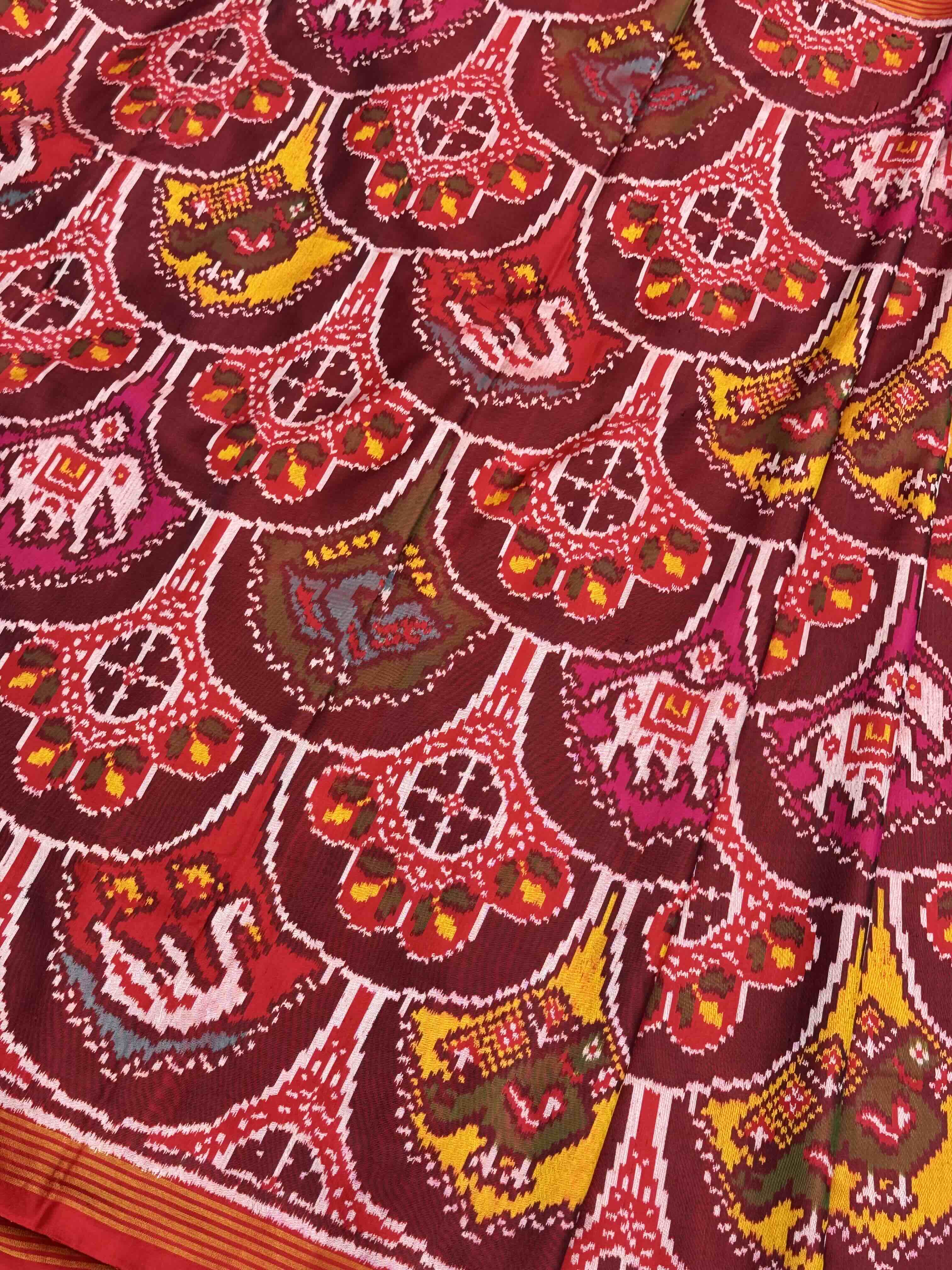 Multifiure Narikunj Patola Saree