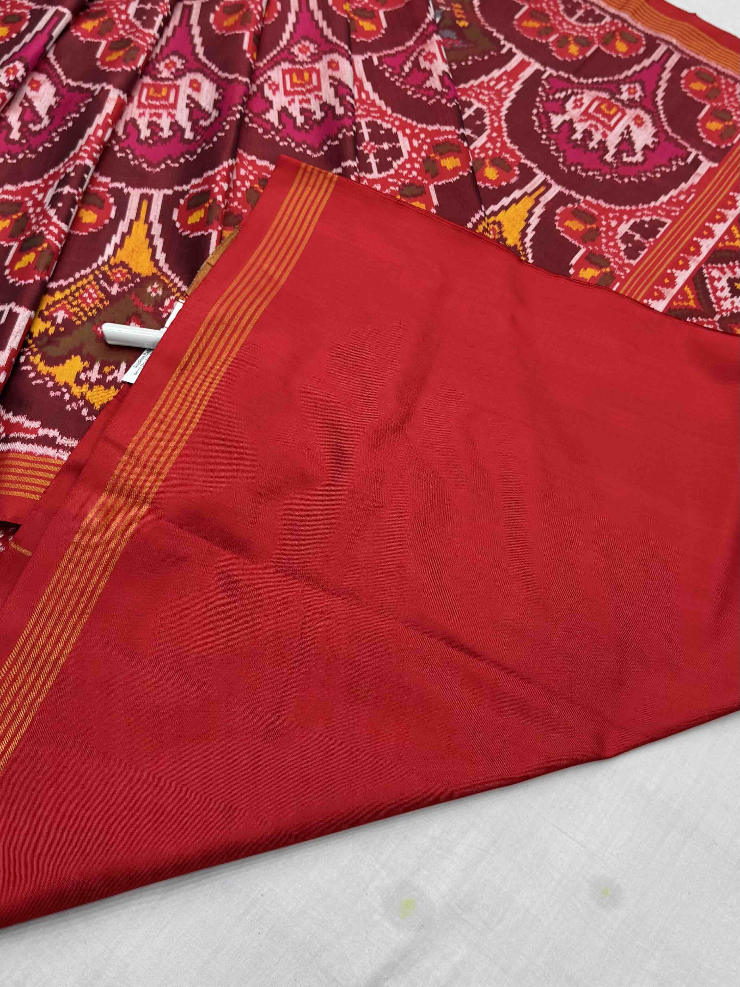 Multifiure Narikunj Patola Saree