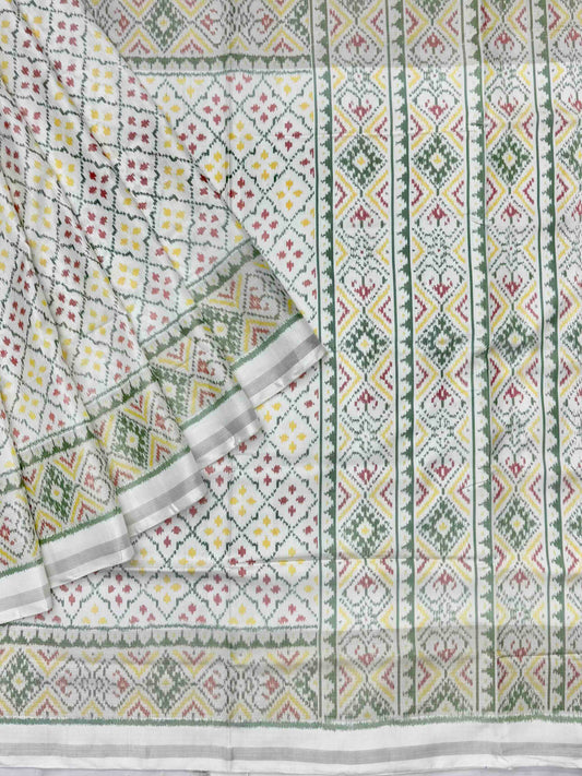 White Rajkoti Patola with Bandhani design