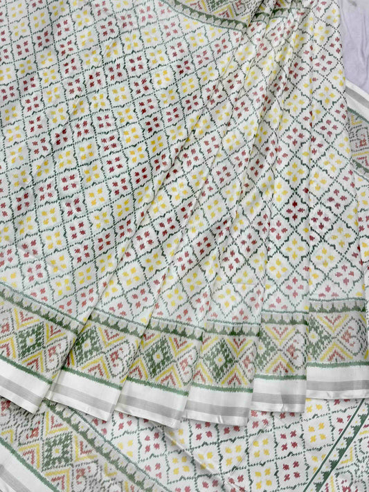 White Rajkoti Patola with Bandhani design