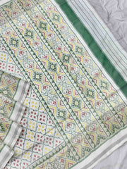 White Rajkoti Patola with Bandhani design