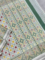 White Butti Design Rajkoti Patola